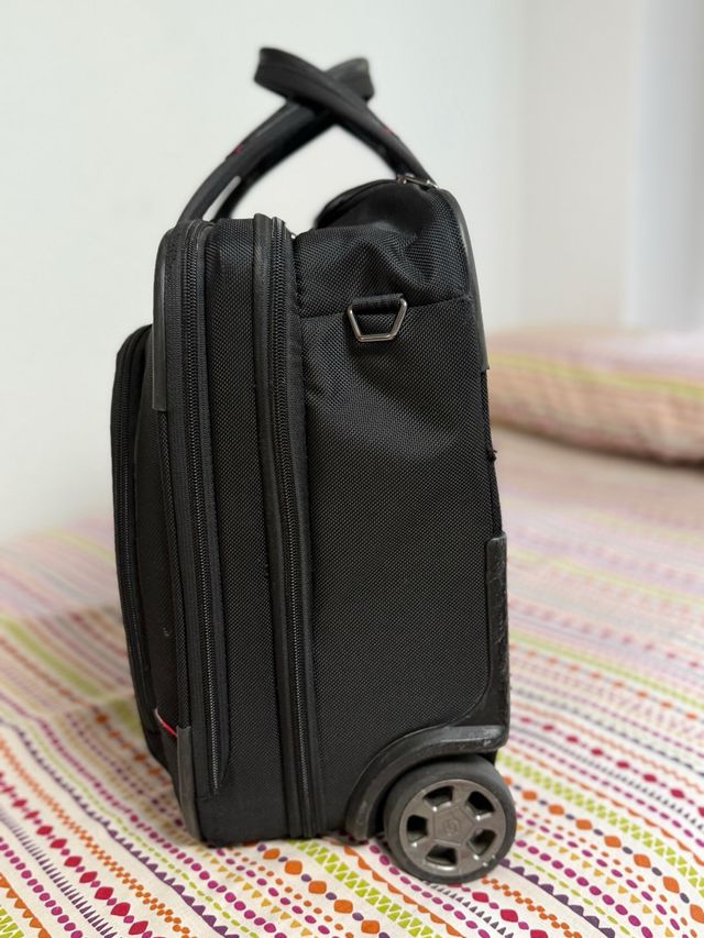 Valigetta Samsonite Pro DLX 4