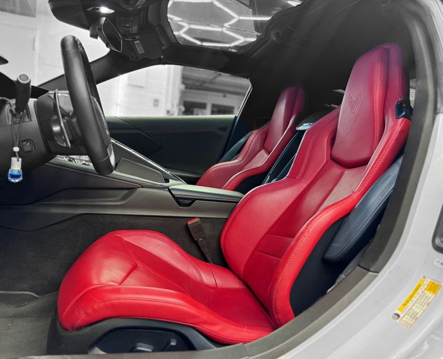 Corvette C8 70 aniversario 2023!