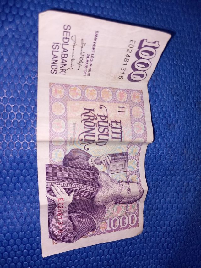 BILLETES DE VARIOS PAISES