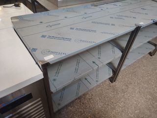 MESA INDUSTRIAL DE 94 CM 

