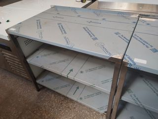 MESA INDUSTRIAL DE 94 CM 
