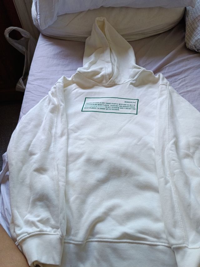 Jersey con capucha beige