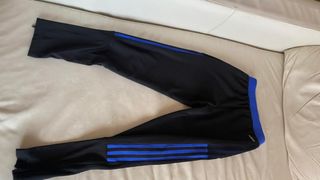 Chándal Real Madrid Adidas.Uno azul y otro granate