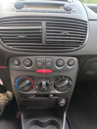 FIAT Punto 1.2.8v classic etiqueta c