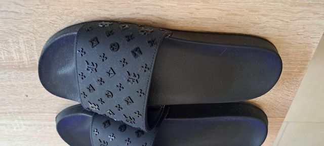 Chanclas Louis Vuitton 46 - Negras