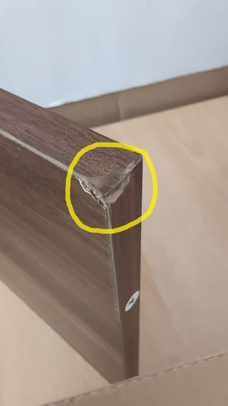 Tavolino ZITTRO - legno e metallo