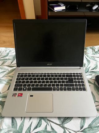 Acer Aspire 5 Ryzen 5 - 8GB RAM - 500GB