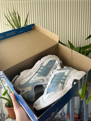Zapatillas Adidas Response CL W - Azul y Blanco