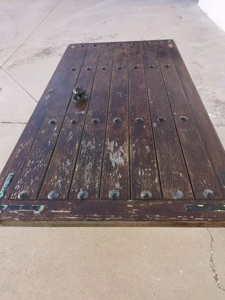 Se restauran todo tipo de puertas viejas