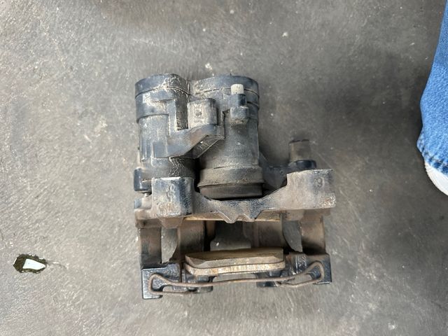 frenada trasera golf R300