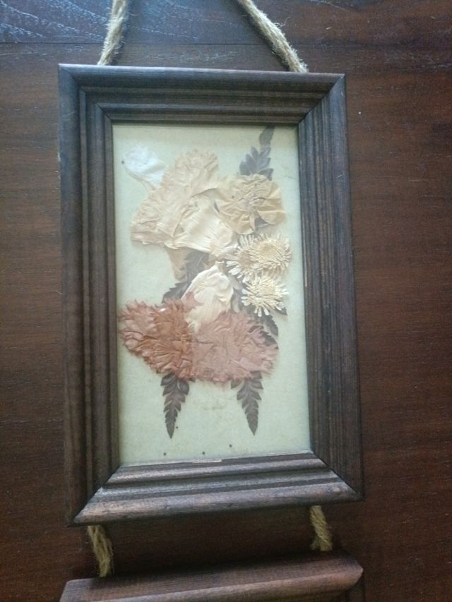 2 Cuadros vintage con flores secas.