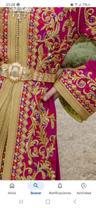 Traje moruno, caftan