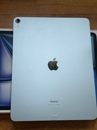 iPad Air 13" M2 256GB Nuevo + Magnetic Keyboarg 