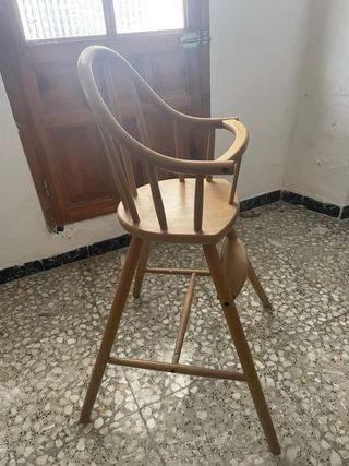 Trona madera niño
