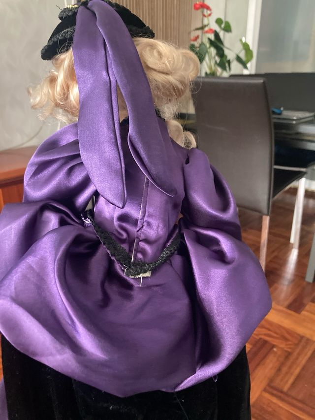 Muñeca porcelana antigua