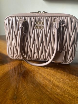 Miu Miu Bauletto 5BB133 Cammeo
