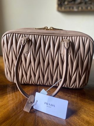 Miu Miu Bauletto 5BB133 Cammeo