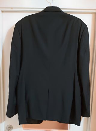 TRAJE COMPLETO DE COLOR NEGRO, MUY ELEGANTE, NUEVO