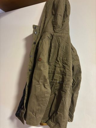 Abrigo militar verde oliva