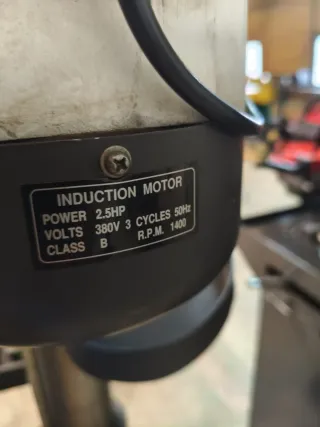 Taladro de columna industrial