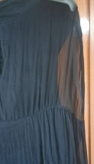 T 40 Zara, vestido con volante en falda