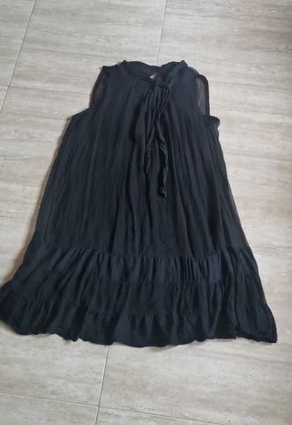 T 40 Zara, vestido con volante en falda