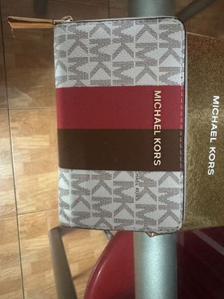 Cartera Michael Kors - Roja y Blanca