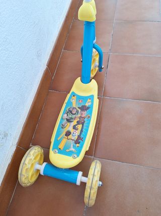 Patinete infantil . Recogerlo en Usera