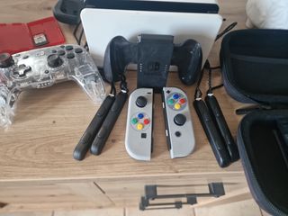 Nintendo Switch OLED + 6 giochi + controller Pro