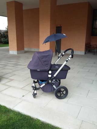 Bugaboo Camaleón 3 azul navy en su caja original