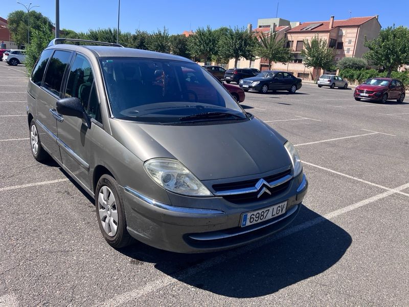 Citroen C8 2010 - foto 1