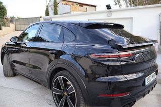 Porsche Cayenne 2021