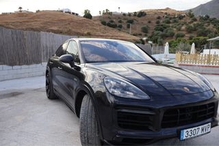 Porsche Cayenne 2021