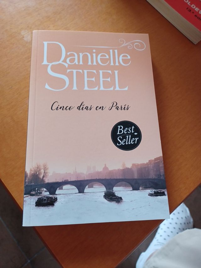 Cinco días en Paris