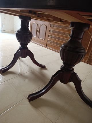 Mesa ovalada madera - Comedor