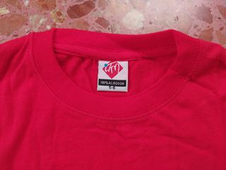 Camiseta roja niño