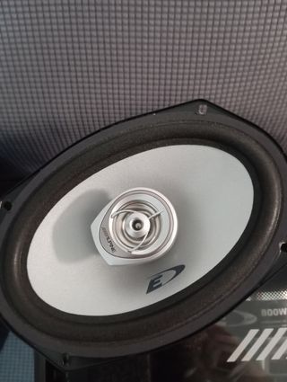 Subwoofer Hertz - Equipo música 