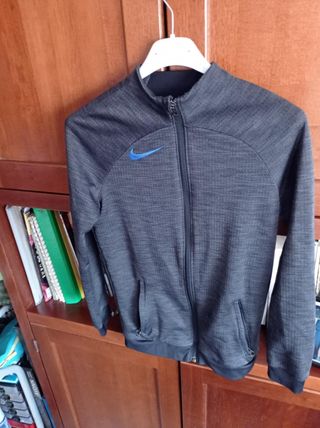 Felpa Nike grigia leggera
