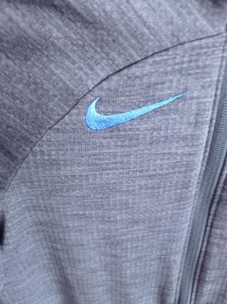 Felpa Nike grigia leggera