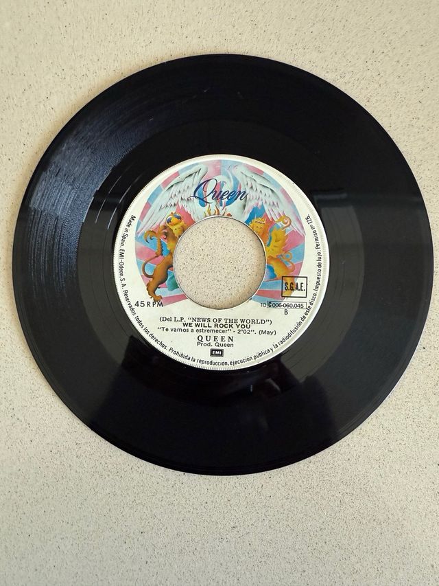 Single Queen We Are the Champions/We Will Rock you