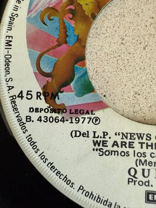 Single Queen We Are the Champions/We Will Rock you