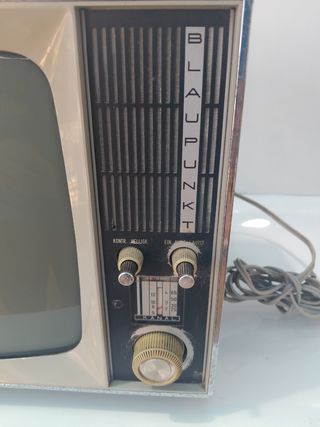 Televisión Blaupunkt antigua