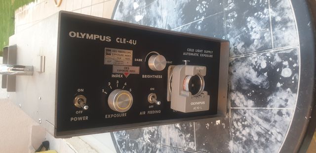 Olympus CLE-4U: Fuente luz endoscopio