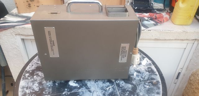 Olympus CLE-4U: Fuente luz endoscopio