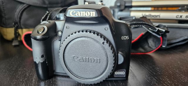 EOS 1000D+3 objetivos+trípode+bolsa+accesorios