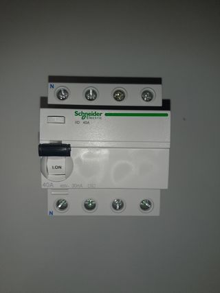 Interruptor Diferencial Schneider 40A