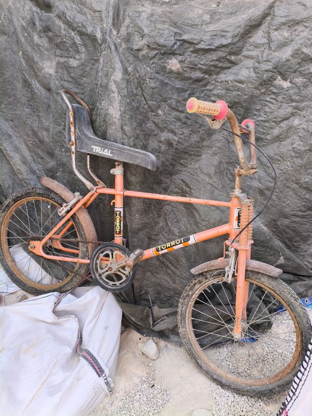 Bicicleta vintage clásica, años 80