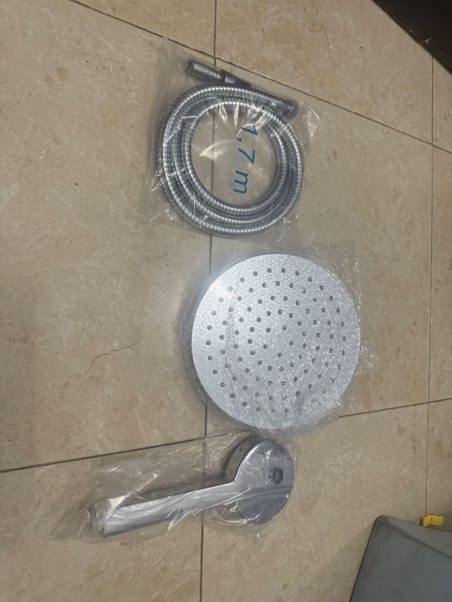 Roca - Ducha, manguera y cabezal