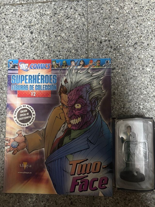 Figura DC Comics de duas faces