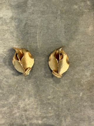 Pendientes dorados Zara